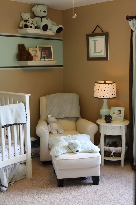 Hmmm. Could do this in the boys room. With the tan-ish color but do a darker blue Nursing Corner, Nursery Side Table, Princess Kids Room, Side Table Ideas, Neutral Nursery Ideas, Diy Home Projects, Baby Room Neutral, Dream Nurseries, Corner Table