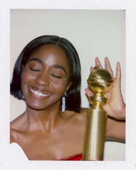 Behold: Our Exclusive Golden Globes 2024 Backstage Photos Ayo Edebiri, Golden Globe Winners, Allen White, Irish Women, Jeremy Allen White, Irish Princess, Golden Globe, Girl Crushes, Golden Globes