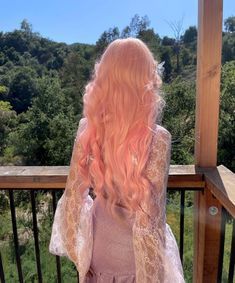 12 idées de HAIR ✔️ en 2022 | coupe de cheveux, styles de cheveux colorés, idées de coiffures Fox Aesthetic, Long Pink Hair, Once Upon A Broken, Stephanie Garber, Sakura Bloom, Girl With Pink Hair, Fantasy Couples, Tattoo Design Book, Character Aesthetic