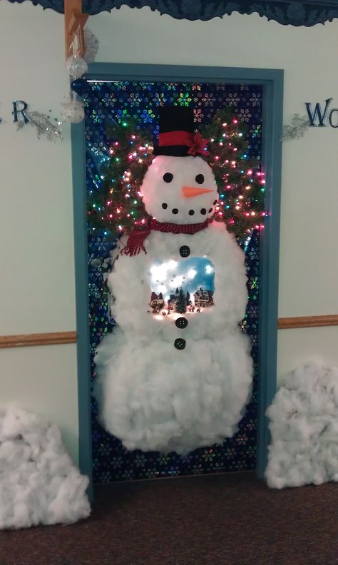 Our door for the 2011 Door Decorating Contest at the Lighthouse. Christmas Dorm, Dorm Door Decorations, Door Decoration Ideas, Door Decorations Classroom Christmas, Holiday Door Decorations, Diy Christmas Door, Christmas Door Decorating Contest, Christmas Classroom Door, School Door Decorations