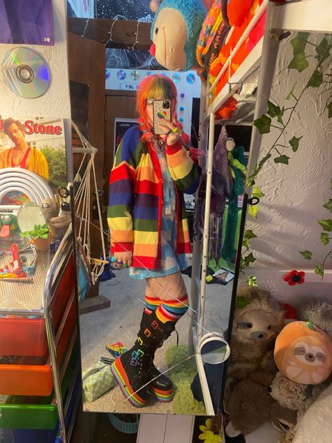 Bright Grunge Aesthetic, Trash Core Aesthetic Outfit, Clowncore Outfits Aesthetic, Grunge Kidcore Outfits, Rainbow Clothes Aesthetic, Rainbow Pants Outfits, Rainbow Core Outfit, Vintage Kidcore Outfits, Dream Core Outfits