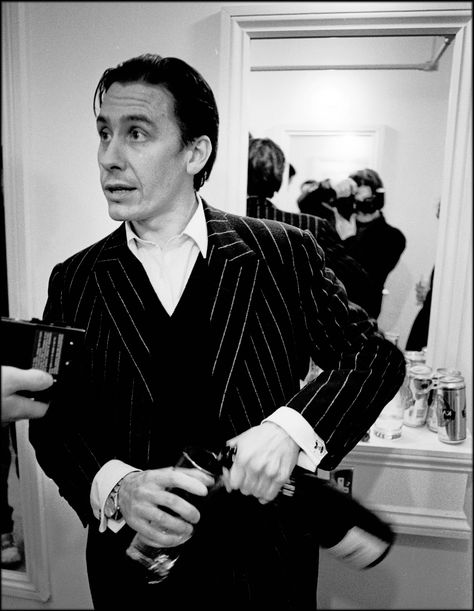 Jools Holland backstage. Holland American Cruise, Bizarre Magazine John Willie, Jools Holland, Hair Style Korea, Noise Pollution, Early Photos, Soundtrack To My Life, Rock And Roll Bands, British Men