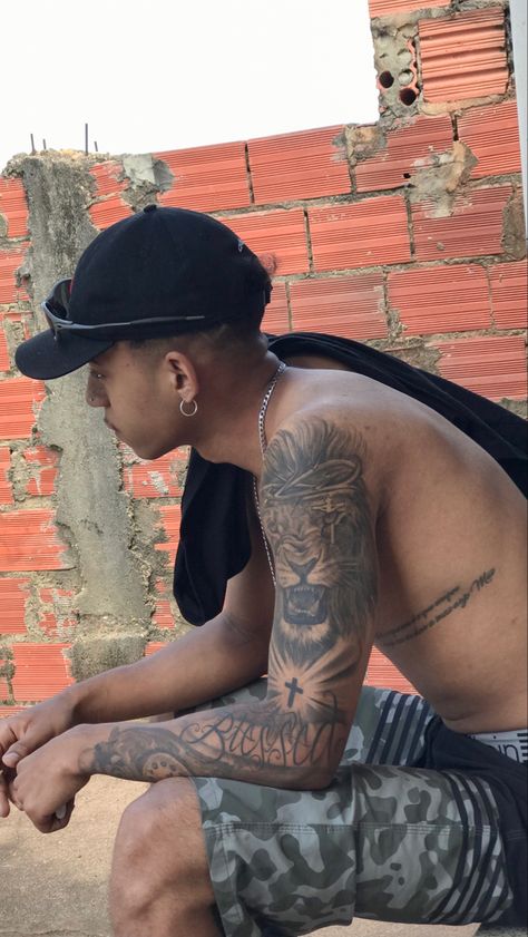 Brazilian Tattoo, Brazilian Men, Face Tattoos, Photos Ideas, Polynesian Tattoo, Sleeve Tattoos, Tattoos For Guys, Tattoos, Quick Saves