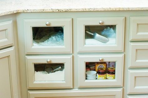 baking drawers Baking Center, Bakers Kitchen, Ree Drummond, Built In Cabinets, Kitchen Drawers, Pretty Colors, Kitchen Redo, Pioneer Woman, Cozy Cottage