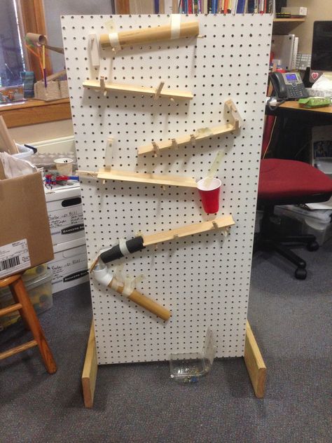 Pegboards for Rube Goldberg machines - includes link for directions to make Pegboard Marble Run, Simple Machine Playground Project, Rude Goldberg Machine Ideas, Goldberg Machine, Rube Goldberg Projects, Lego Rube Goldberg Machine, Simple Machine Projects, Rube Goldberg, Rube Goldberg Machine