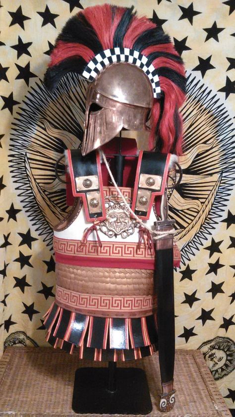 Hoplite armour and 'Denda style' Corinthian helmet - set by David McDowell, chest protection by Mat Poitras from MP Film crafts. Front view. More info avaliable at 'The International Hoplite Discussion Group' on Facebook. Linothorax Armour, Moorish Warrior, Hoplite Armour, Film Crafts, Greek Armour, Greek Warriors, Armour Ideas, Historical Pics, Greek Soldier