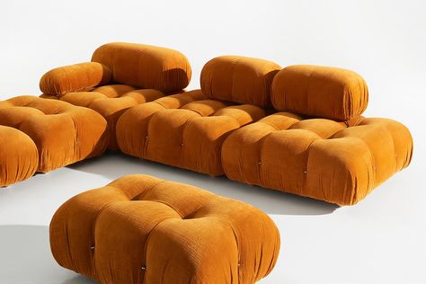 B&b Italia Sofa, Fabric Sofa Design, Tufted Sectional, Timeless Sofa, Woodstock Festival, Mario Bellini, Italia Design, Unique Sofas, Pierre Jeanneret