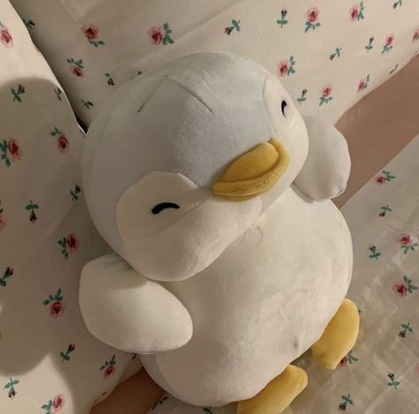 Penguin Toy, O J Simpson, Plush Penguin, Cute Squishies, Aesthetic Ig, Cute Penguin, Kawaii Plushies, Cute Love Images, Cute Wallpaper For Phone