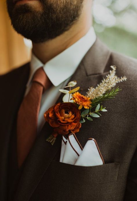 Boutonniere Wedding Rustic Burnt Orange, Fall Wedding Bouttoniere, Fall Bouquet And Boutonniere, Fall Ties For Wedding, Fall Wedding Brown Suit, Fall Boutineer Ideas Rustic, Terracotta And Sage Boutonniere, Groom Boutonniere Fall, Rustic Fall Boutonniere