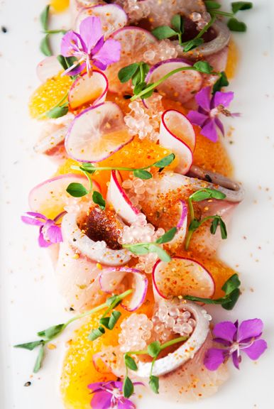 hamachi yellowtail crudo recipe | use real butter Crudo Recipe, Raw Fish Recipes, Sashimi Recipe, Sushi Recipes, Food Presentation, Seafood Dishes, Food Plating, Beautiful Food, Fish And Seafood