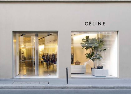 Imagen de celine and fashion Display Visual Merchandising, Retail Facade, Shop Facade, Interior Design Plan, Storefront Design, Shop Fronts, Shop Front Design, Retail Interior, Store Displays