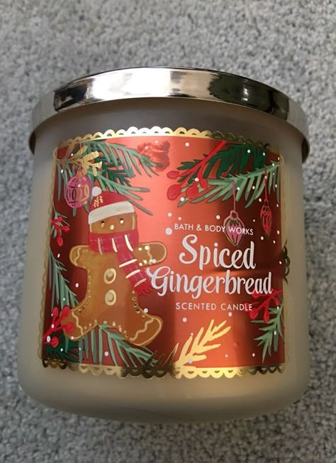 Thrifty Clothes, Bad Gifts, Candle Obsession, Cinnamon Pancakes, Bath Body Works Candles, Christmas Dreaming, Seasonal Candles, Candle Aesthetic, Christmas Feeling