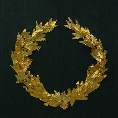 Gold laurel wreath from the Kerameikos Archaeological Museum Greek, Hellenistic Period Laurel Crown Aesthetic, Laurel Wreath Aesthetic, Wreath Aesthetic, Tree Symbolism, Laurel Wreath Crown, Gold Laurel Wreath, Laurel Crown, Golden Wreath, Wreath Necklace