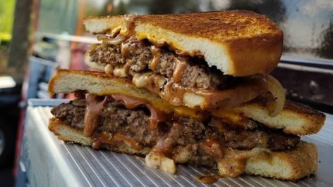 Patty Melt Recipe, Grill Cheese Sandwich Recipes, Burger Patty, Cheese Sandwich Recipes, Melt Recipe, Patty Melt, Outdoor Grills, Hamburger Patties, Beef Patty