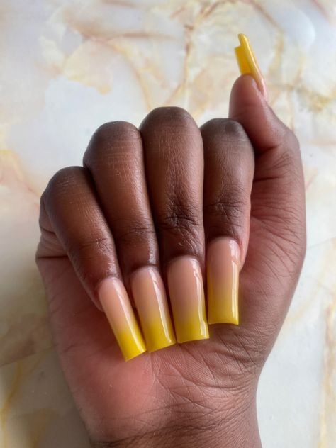 Ombre Yellow Acrylic Nails, Multicolor Ombre Nails, Yellow Acyrilics Nails, Ombre Orange Acrylic Nails, Yellow Ombre Nails Coffin, Ombre Nails Black Women, Ombre Yellow Nails, Ombre Nails Yellow, Chaotic Nails