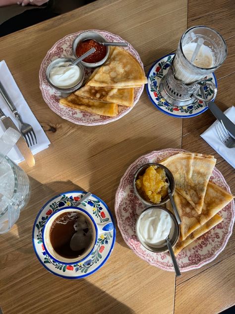 Eastern European Breakfast, Russian Etiquette, Russian Breakfast Aesthetic, Russian Food Aethstetic, Slavic Breakfast, Ukrainian Breakfast, Russian Lunch, Russian Core Aesthetic, Russian Breakfast