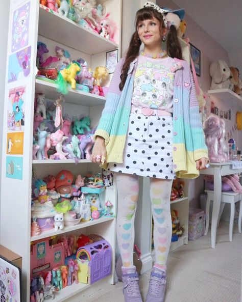 Summer Fairy Kei Dress For Party, Pop Kei Fashion, Fairy Kei Style Mini Dress For Summer, Serba Pink, Spring Fairy Kei Party Skirt, Pastel Alt, Fashion Subcultures, Pop Kei, Epic Clothing