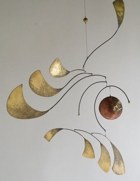 Suspended Art, Calder Mobile, Metal Mobile, Mobile Project, Mobile Sculpture, Art Mobile, Motif Art Deco, Mobile Art, Kinetic Art