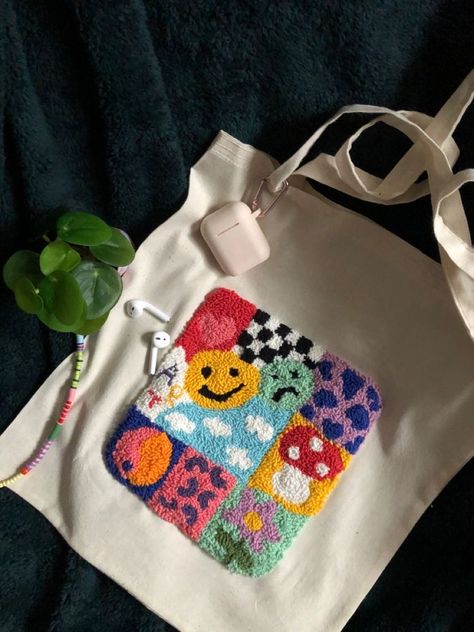 Tufted Bag, Punch Needle Tote Bag, Punch Needle Bag, Funky Rugs, Punch Needle Patterns, Punch Needle Embroidery, 자수 디자인, Eco Bag, Needle Art