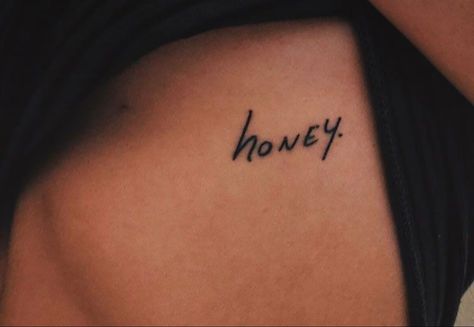 Honey Tattoos, Tattoo Ideas Cute, Honey Tattoo, Tattoo Word Fonts, Cute Tattoo Ideas, Tattoos Cute, Font Cute, Cute Font, Cute Tattoo