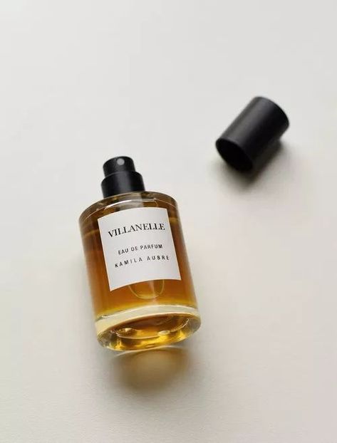 Kamila Aubre is an independent perfumer based in Belgium and specializes in all-natural fragrances. And as it happened, back in March she created a scent called Villanelle, inspired by the Keith Douglas poem “Villanelle of Spring Bells.” #packaging #perfume #fragrance #scent #packagingdesign #perfumer #natural #beauty Spy Shows, Dark Images, Gold Spray, The Perfume, Learning To Let Go, Black Cap, Natural Fragrances, Perfume Collection, Packaging Labels