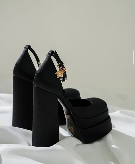 Versace Shoes Aesthetic, Versace Black Platform Heels, Dior Platform Heels, Designer Platform Heels, Vercase Heel, Versace Heels Aesthetic, Versace Platform Heels Outfit, White Versace Heels, Outfits With Platform Heels