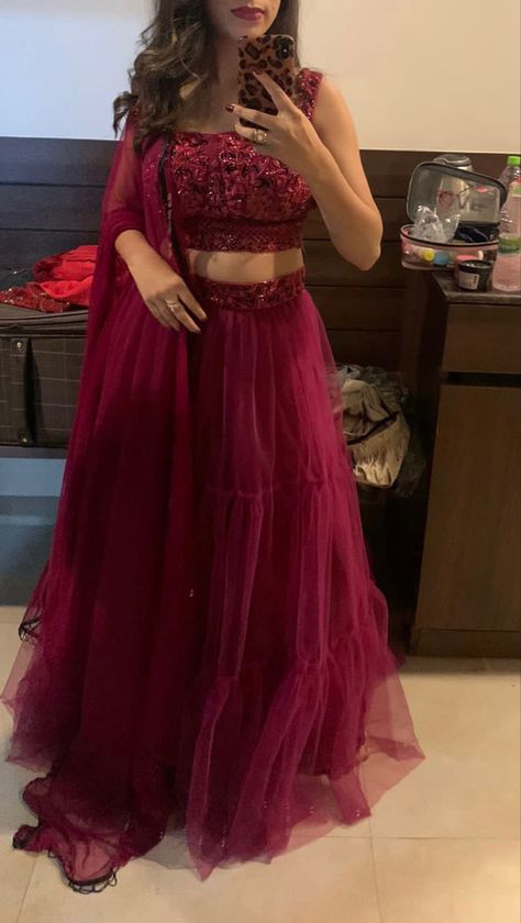 Beautiful net layered leheng paired with a cutdana blouse. Please go through our insta page @vanyaa_sr for more details Lehenga Crop Top, Net Skirt, Gown Party Wear, Lehenga Skirt, Net Lehenga, Trendy Dress Outfits, Long Frocks, Party Wear Indian Dresses, Trendy Dress