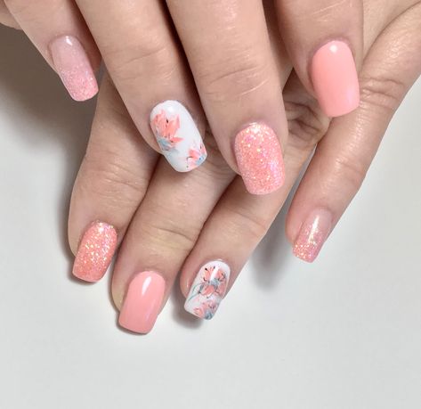 Pink Coral Nails, Pink Gel Nails Designs, Coral Nail Art, Coral Nail, Bridesmaids Nails, Watercolour Flower, Coral Nails, Pink Gel Nails, Pink Gel