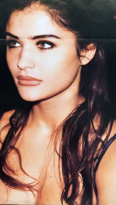 Helena Christensen Makeup, Helena Christensen Hair, Helena Christensen 90s, Helena Christensen Style, 90s Super Model, Supermodel Hair, 90s Women, I'm Sick, 80s And 90s Fashion