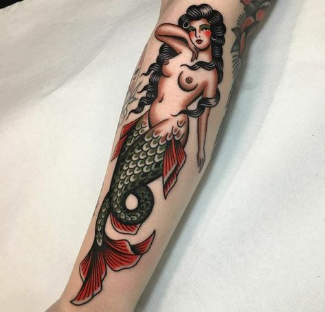 American Traditional Mermaid Tattoo Black, American Trad Mermaid, Neo Trad Mermaid, Traditional Mermaid Flash, Traditional Mermaid Tattoos Old School, Siren Tattoo Traditional, Trad Mermaid Tattoo, Naked Mermaid Tattoo, Pin Up Traditional Tattoo