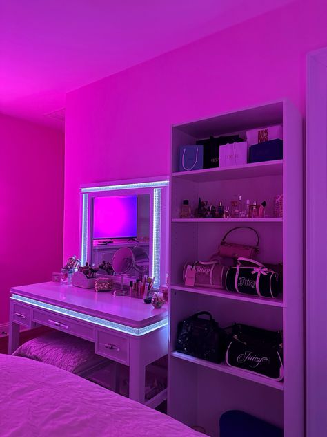 Makeup vanity with lights and Juicy Couture Bags Juicy Couture Room Aesthetic, Juicy Couture Room Ideas, Juicy Couture Bedroom, Juicy Couture Room, Aura Room, Makeup Vanity With Lights, Vanity With Lights, Basement Room, Room Vibes