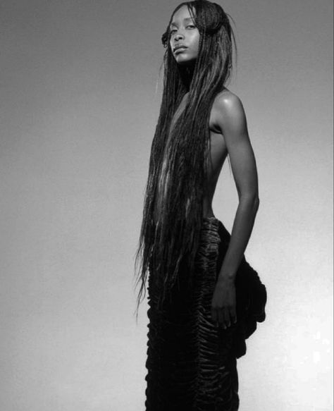 Erykah Badu Body, Hair Photography, Editorial Hair, African Models, Erykah Badu, Black Photography, Micro Braids, Super Long Hair, Brown Girl