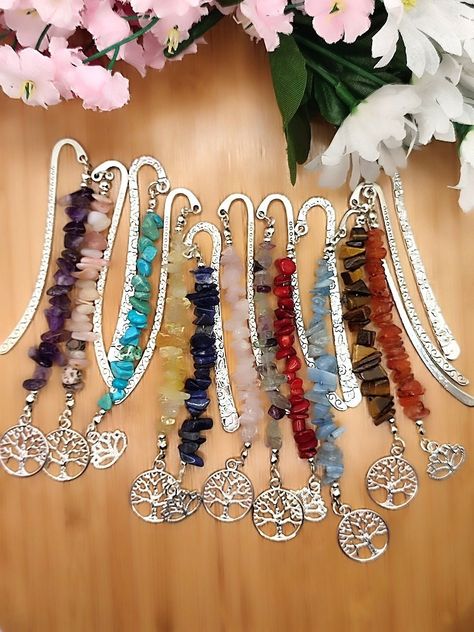 Crystal Bookmark, Vintage Bookmarks, Beaded Pens, Beaded Bookmarks, Handmade Jewelry Bracelets, Diy Bookmarks, Book Jewelry, Book Marks, Book Markers