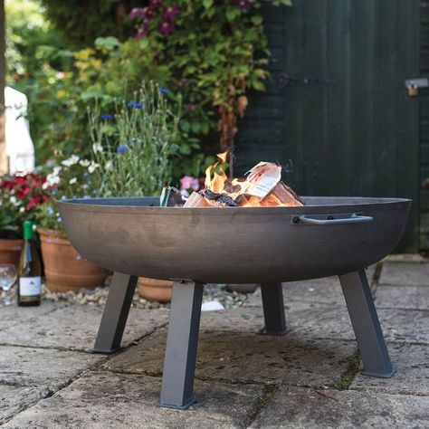 Wood lodge Glastonbury Firepits - Available at Oldrids & Downtown Bone Fire, Cast Iron Garden Furniture, Attic Bar, Portable Fire Pit Ideas, Chiminea Fire Pit, Cast Iron Fire Pit, Portable Fire Pit, Iron Fire Pit, Brick Fire Pit