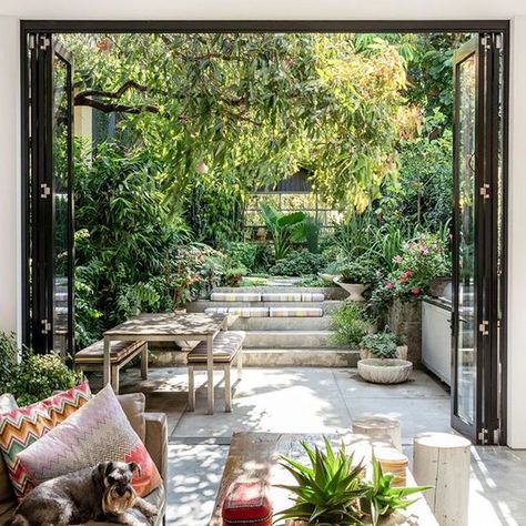 Have Inspiration, City Garden, Courtyard Garden, Back Garden, Backyards, Backyard Design, Exterior Doors, Garden Room, Dream Garden