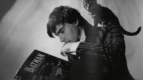 Grant Morrison Men With Cats, Comic Book Writer, Grant Morrison, People Reading, Stray Cats, Cat Reading, Batman And Robin, Cat People, Jim Morrison