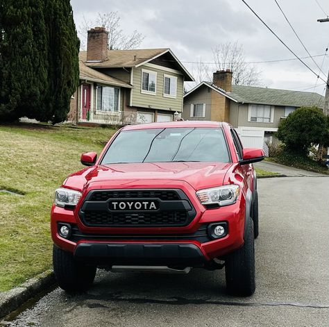 Barcelona red taco. Tacoma Toyota, Tacoma Truck, Post Grad, Toyota Tacoma, Tacos, Barcelona, Toyota, Trucks, Cars