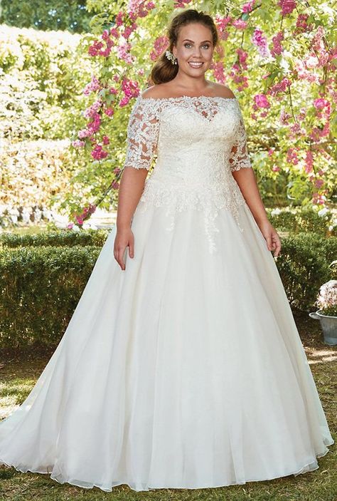 Flattering Wedding Dress, Ballgown Skirt, Rebecca Ingram, Plus Wedding Dresses, Long Sleeve Wedding Gowns, Western Wedding Dresses, Plus Size Wedding Dresses, Wedding Dress Organza, Organza Wedding Dress