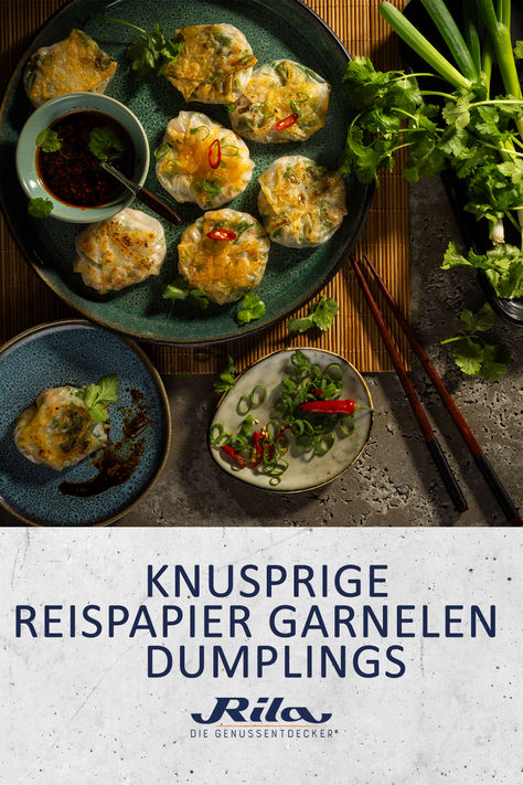 Du wirst dieses Rezept lieben! Statt aufwendiger Dumplings einfach Reispapier als Teig verwenden und mit einer köstlichen Garnelenmischung füllen. Knusprig, würzig – das ultimative Soul Food! Dumplings, Soul Food