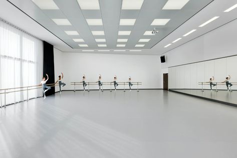 Idea 762517: State Ballet School by gmp von Gerkan, Marg and Partners Architects Ballet Room, Dance Studio Design, Dance Studio Decor, Classroom Interior, Ballet Studio, Dance Rooms, Ballet School, Theatre Design, Architectural Practice