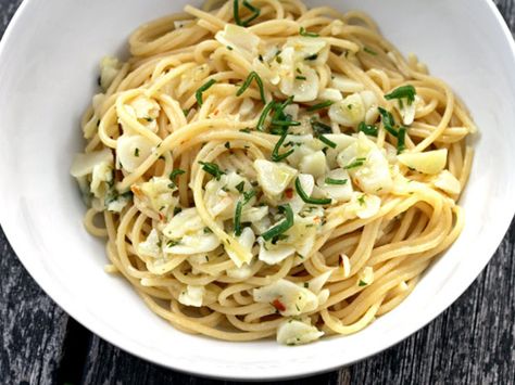 Alice Waters' Spaghetti with Green Garlic Green Garlic Recipes, Cookbook Club, Csa Box, Garlic Spaghetti, Alice Waters, Best Spaghetti, Garlic Recipe, Seasonal Eating, Garlic Scapes