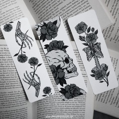 Gothic Bookmark Ideas, Gothic Bookmarks, Bookmark Scrapbooking, Goth Bookmark, Fantasy Bookmarks, Castlevania Wallpaper, Broken Book, Handmade Bookmarks Diy, Pen Art Work