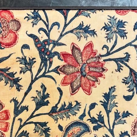 Owen Parry on Instagram: "Beautiful framed 18th century Indian chintz fragment I’m happy to find today.
#chintz#decor#interiors#flowers#design#colours#pretty#palampore #owenrugs" Chintz Decor, Indian Chintz, Flowers Design, 18th Century, Flower Designs, Color Design, Interior Decorating, Frame, Flowers