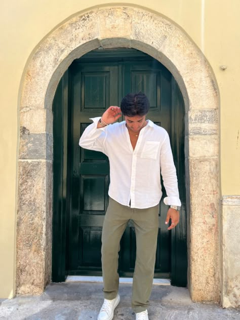 European Men Outfit, European Summer Male Fashion, Men’s White Linen Shirt Outfit, European Fits Men, Zindagi Na Milegi Dobara Outfits, Old Money Linen Outfit Men, Mens Clothing Styles Old Money, Europe Men Outfits, Summer Date Outfit Men