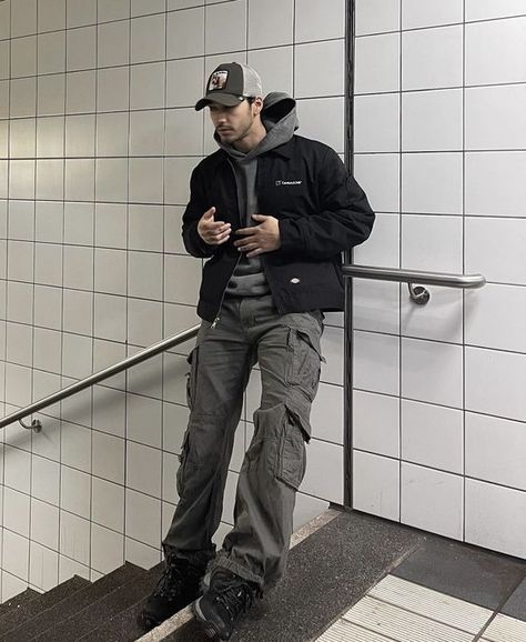 Dark Grunge Outfits Men, Rick Owens Outfit Men, Boy Aesthetics, Black Sneakers Outfit, Cargo Pants Outfit Men, Streetwear Fashion Men, Sneakers Outfit Men, Aesthetics Tumblr, Outfits Men Streetwear