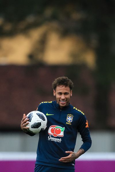 2018 Neymar Jr, Neymar With Football, Neymar Best Photos, Neymar Cute, Neymar Photos, Neymar Ronaldo, Neymar Videos, Brazil Team, Neymar Brazil