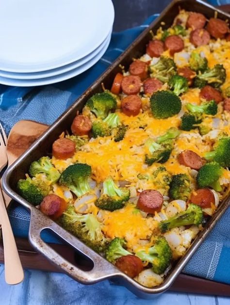 Savory Cheesy Sausage, Broccoli, and Rice Bake Rope Sausage Recipes, Broccoli Sausage, Sausage Rice, Cheesy Rice, Broccoli Bake, Veggie Casserole, Sausage Bake, Sausage Casserole, Sliced Turkey