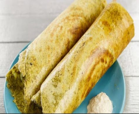 Quinoa Indian Recipes, Pesarattu Recipe, Moong Dal Dosa, Indian Crepe, Peanut Chutney, Protein Rich Breakfast, Ground Meat Recipes, Dosa Recipe, Moong Dal