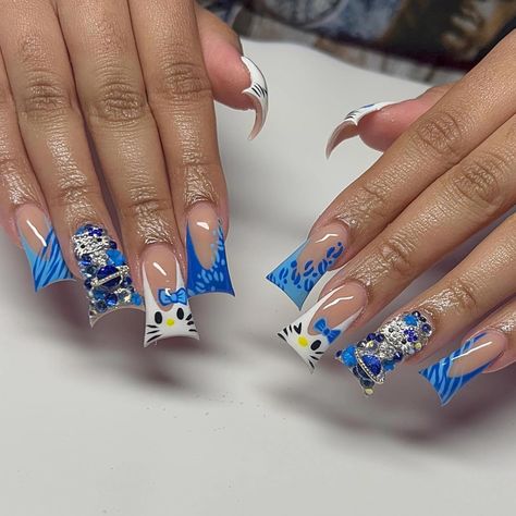 Duck Nails, Hard Nails, Blue Acrylic Nails, Girly Acrylic Nails, Really Cute Nails, Unique Acrylic Nails, Bling Acrylic Nails, Short Acrylic Nails Designs, Square Acrylic Nails