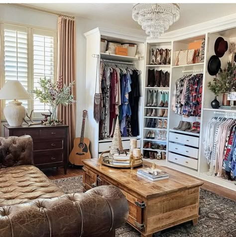 Bedroom Into Closet, Spare Room Walk In Closet, Bedroom Turned Closet, Spare Bedroom Closets, Spare Room Closet, Bedroom Closet Ideas, Dream Dressing Room, Lots Of Clothes, Home Office Closet